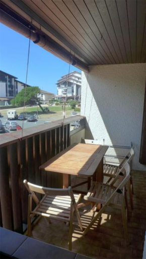 Réf 480, Seignosse océan, appartement au centre de la station , plage à 200m, 4 personnes